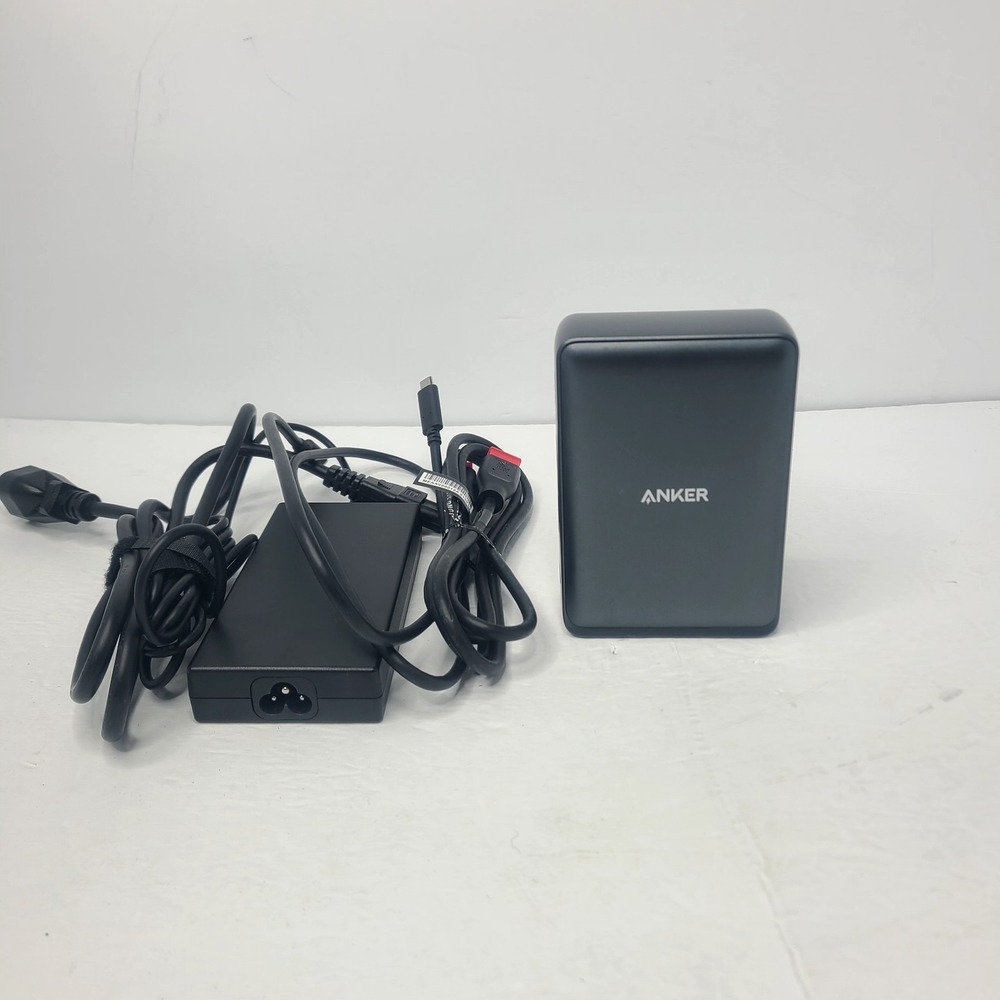 Anker 575 PowerExpand 13-in-1 USB-C Dock Triple Display A8392  w/ Power Supply‎